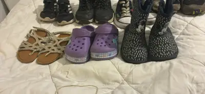 Lote de zapatos variados - miniatura 3