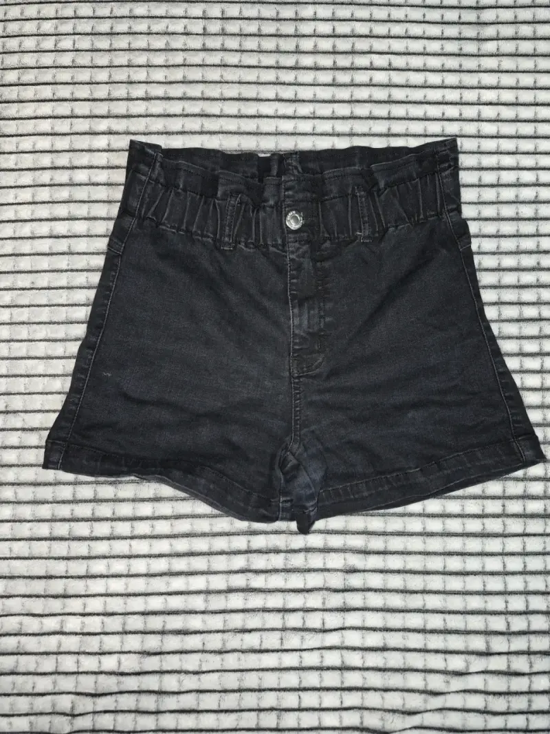 Shorts de denim negro - 1