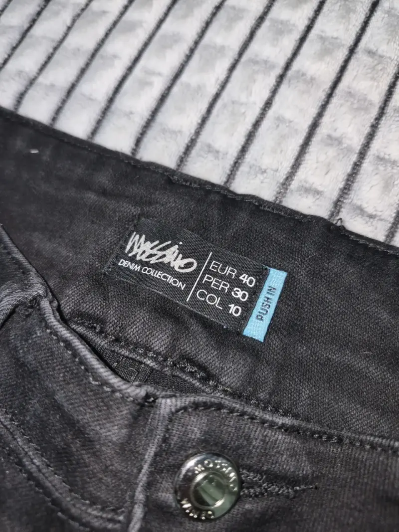 Jeans negros de mujer - 3