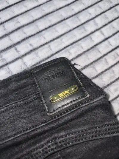 Jeans negros de mujer - miniatura 5