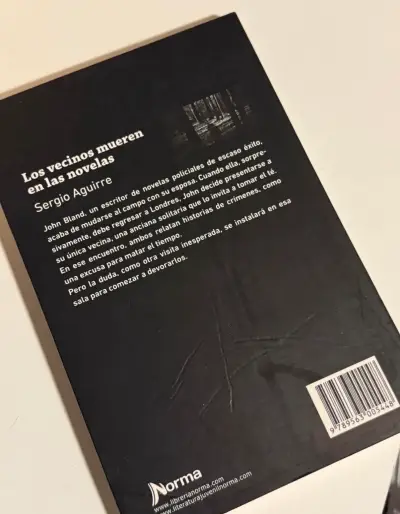 Libro 'Los vecinos mueren en las novelas' - miniatura 2