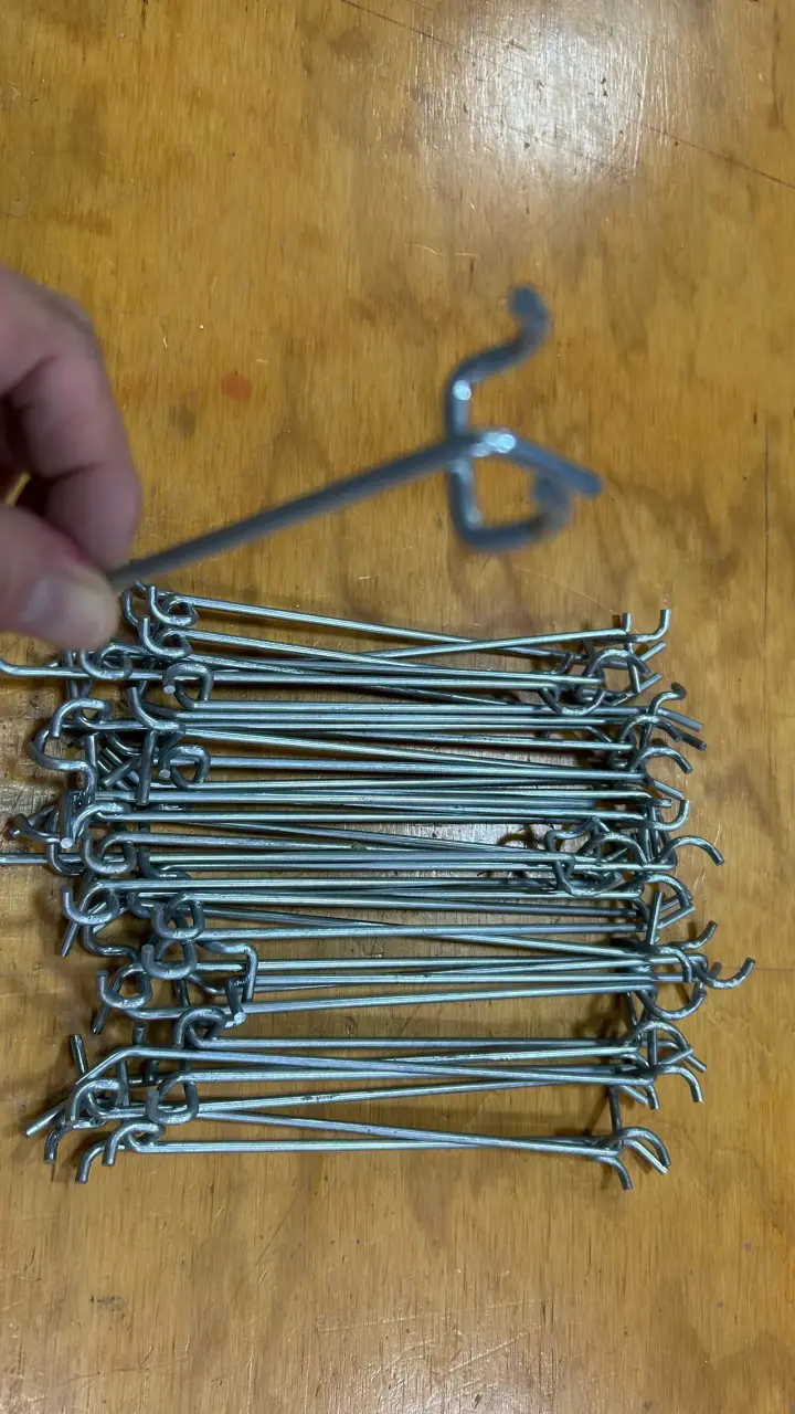 Ganchos de metal
