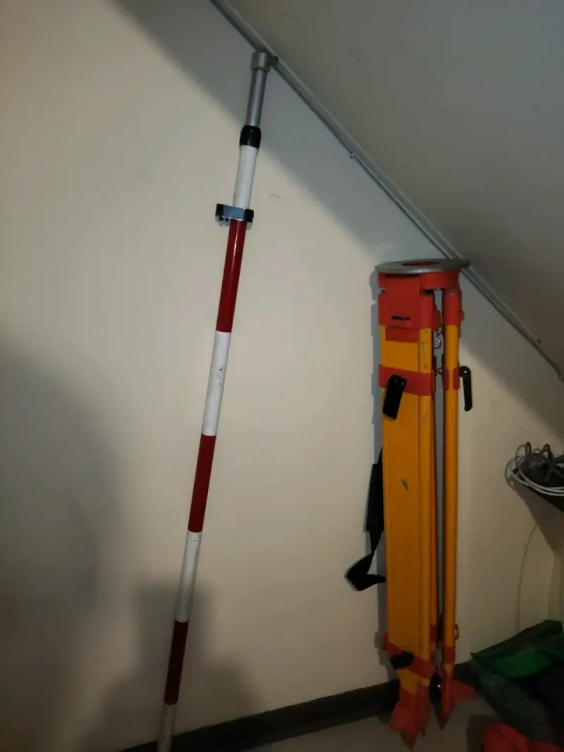 Prisma de topografía con estuche - 6