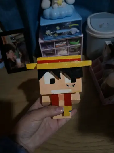 Figura decorativa Luffy madera - miniatura 1