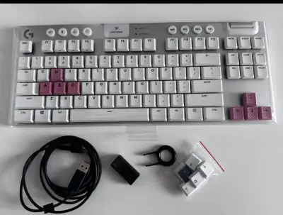 Teclado Gamer Logitech G915 Tkl White - miniatura 1
