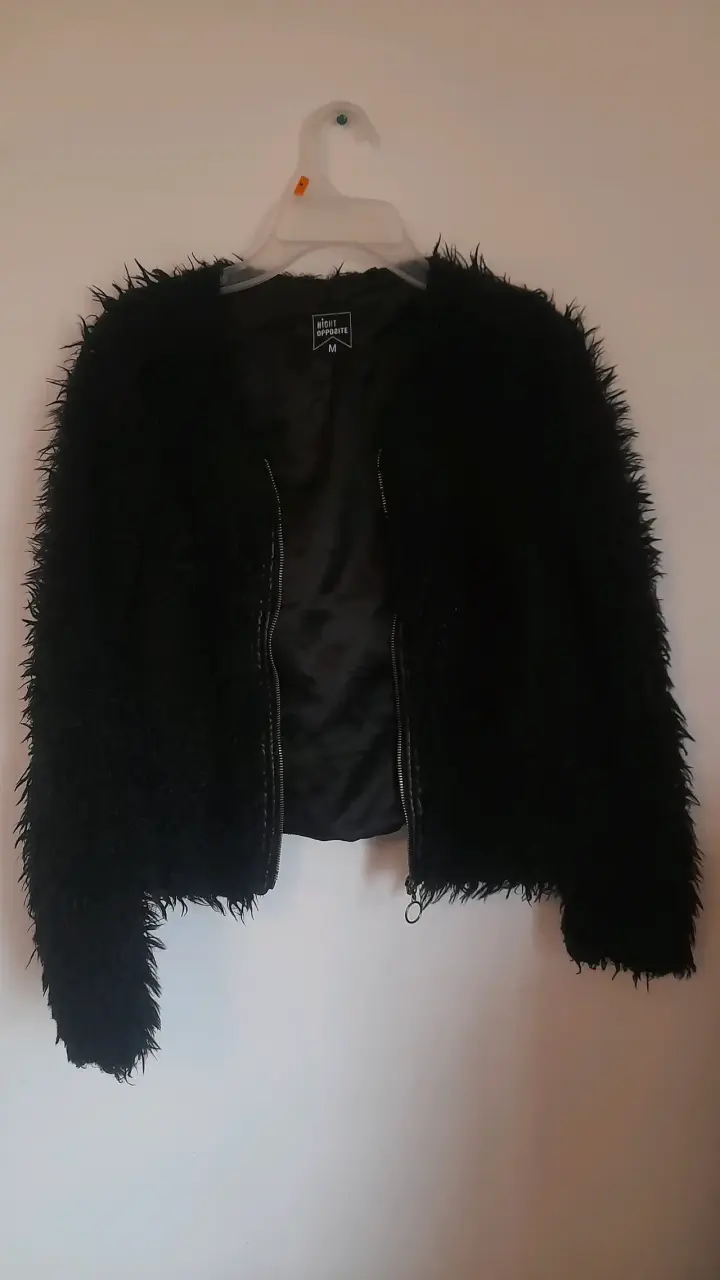 Chaqueta de peluche negra - 2