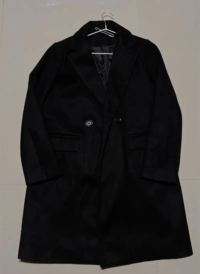 Abrigo negro elegante