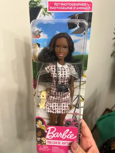 Muñeca Barbie fotógrafa - miniatura 1