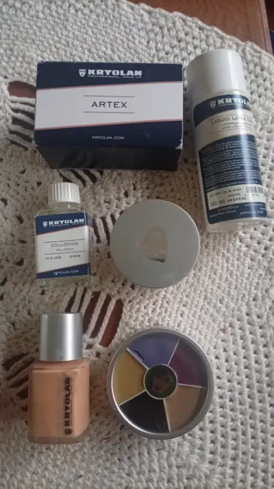 Set maquillaje Kryolan profesional - miniatura 2