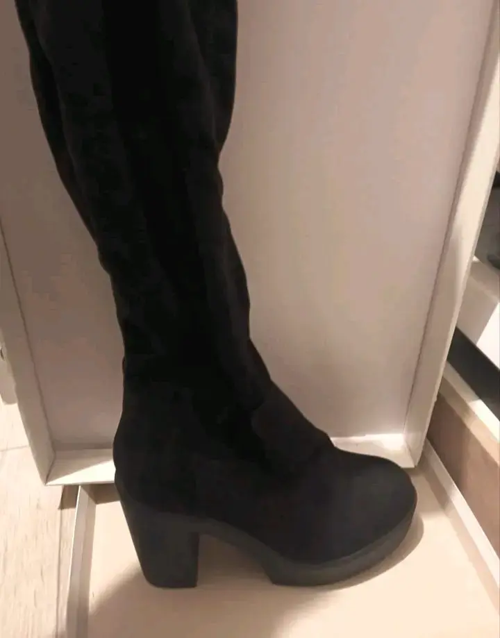 Botines bucaneras negras con taco - 2