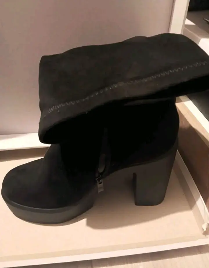 Botines bucaneras negras con taco - 4