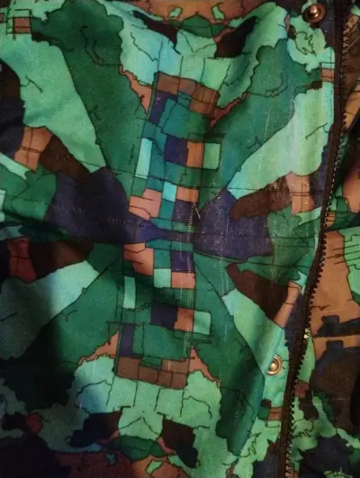 Parka camuflada con capucha TALLA XL - miniatura 5