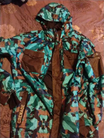 Parka camuflada con capucha TALLA XL - miniatura 6