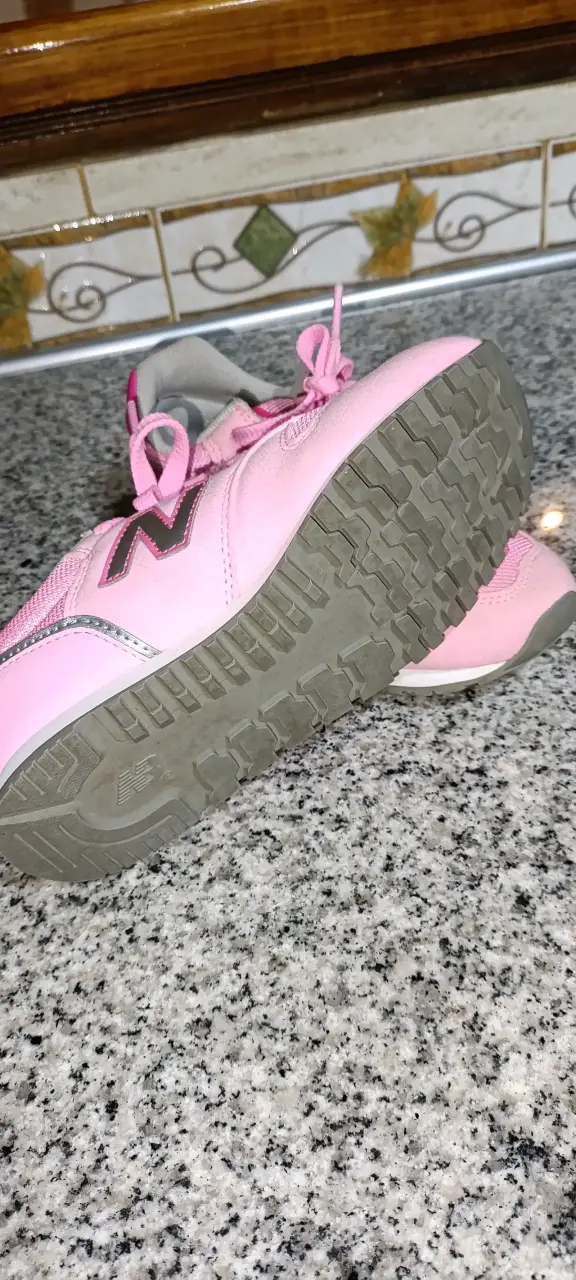 Zapatillas rosas New Balance - 5