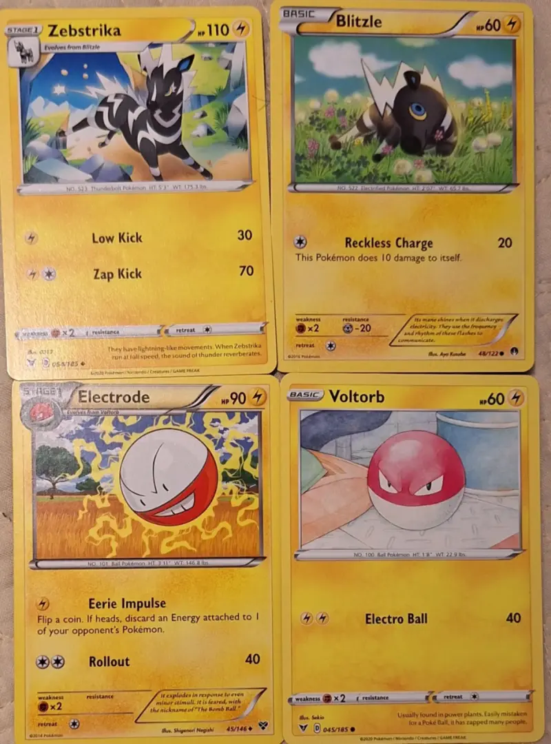 Cartas Pokémon Morpeko y Pikachu - 4