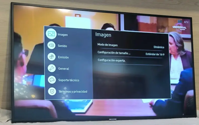 Smart tv Samsung 50 pulgadas 4K Ultra HD - 4