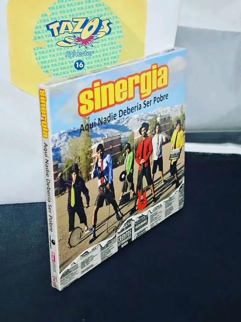 CD Sinergia - Aquí Nadie Debería Ser Pobre - 3