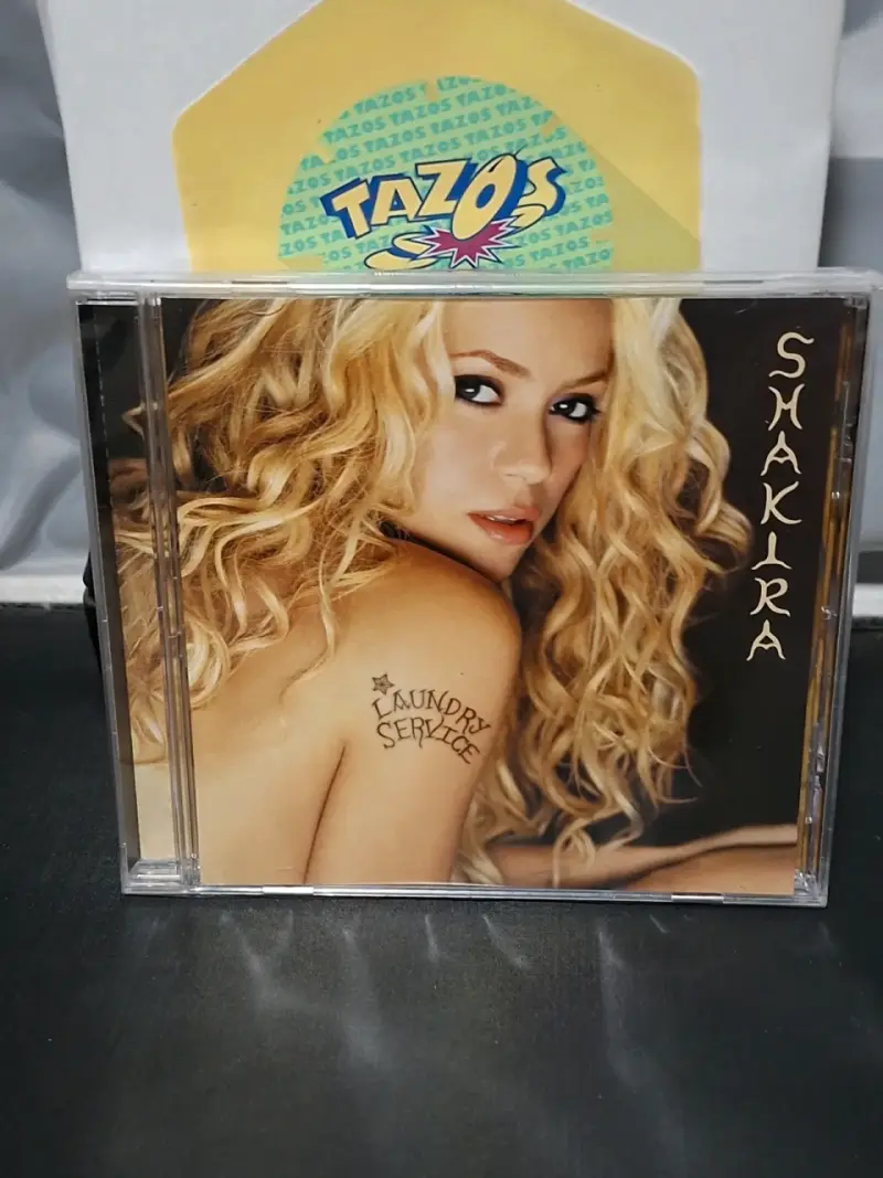 CD Shakira Laundry Service Nuevo - 3