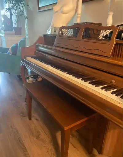 Piano impecable - miniatura 3