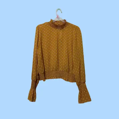 Blusa amarilla con lunares - miniatura 3