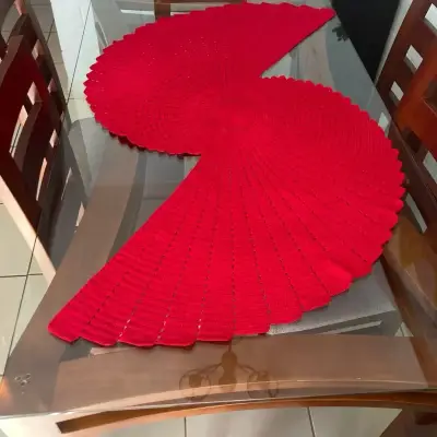 Elegante camino de mesa - miniatura 2