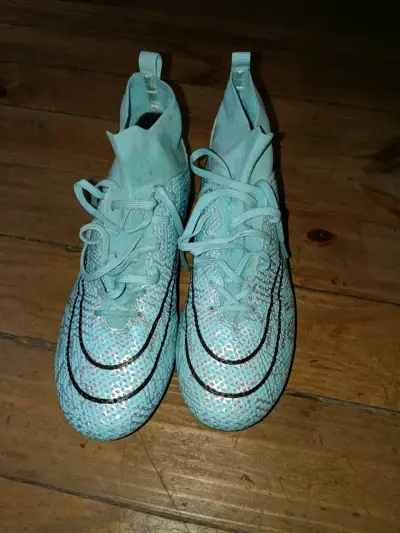 Botines de fútbol turquesa - miniatura 2