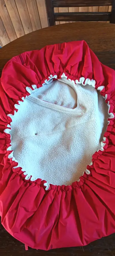 Capa porta bebé roja Planeta Mamá - miniatura 6