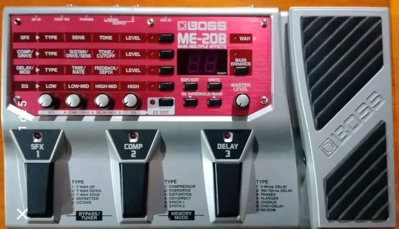 Pedalera multiefectos BOSS ME-20B - 2