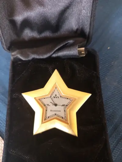Reloj de escritorio en estrella - miniatura 1