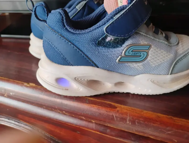 Zapatillas Skechers S-Lights número 23 - 2