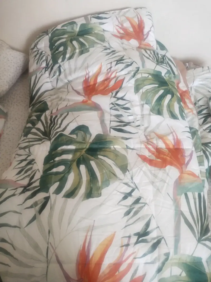 Edredón estampado tropical - 1