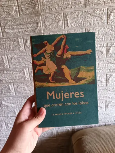 Libro 'Mujeres que corren con los lobos' - miniatura 1