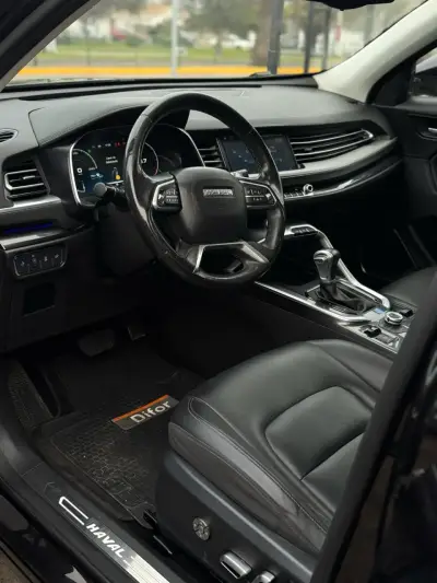 SUV Haval H6 Deluxe - miniatura 5