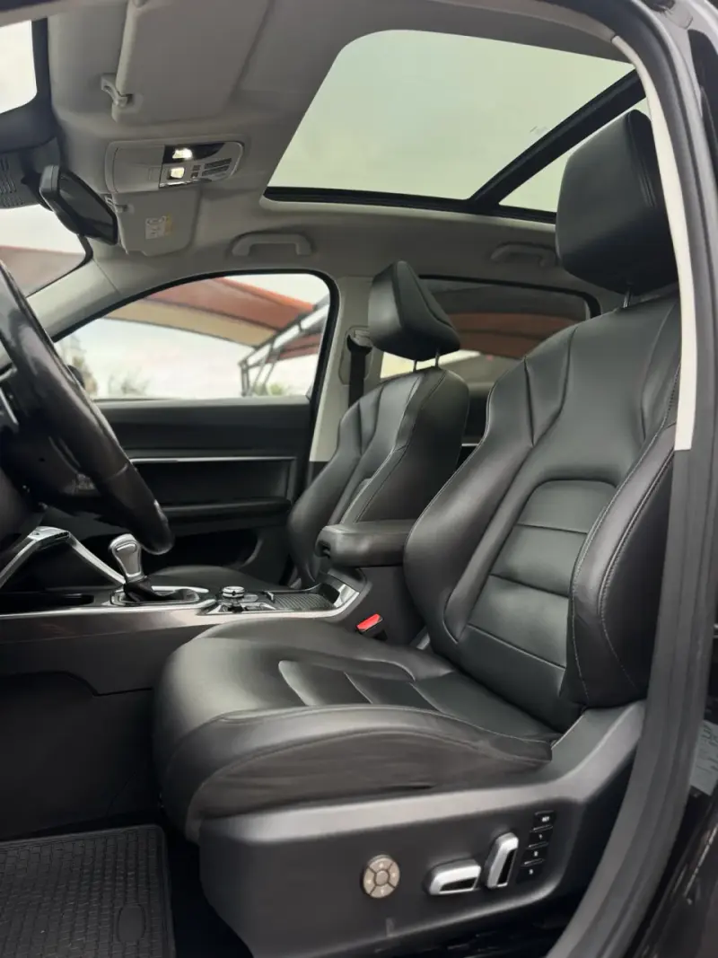 SUV Haval H6 Deluxe - 6