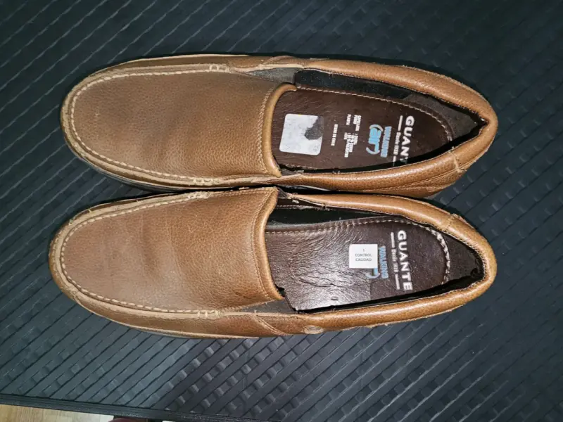 Mocasines de cuero marrón marca Guante - 3