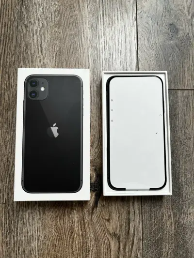 iPhone 11 negro en caja original - miniatura 1