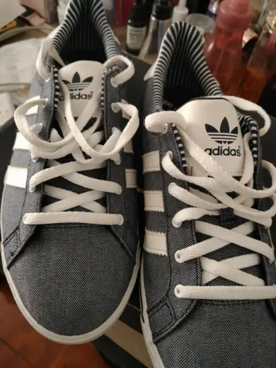 Zapatillas deportivas Adidas azul - miniatura 1