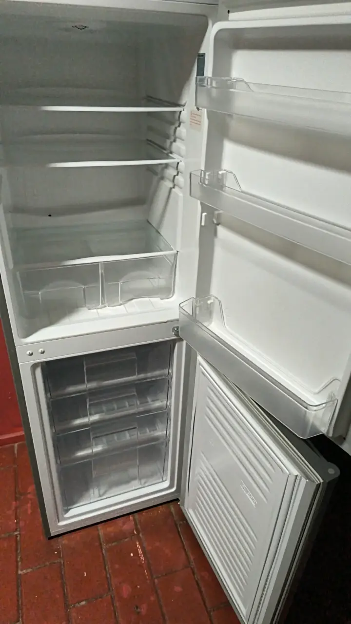 Refrigerador Mademsa gris - 3