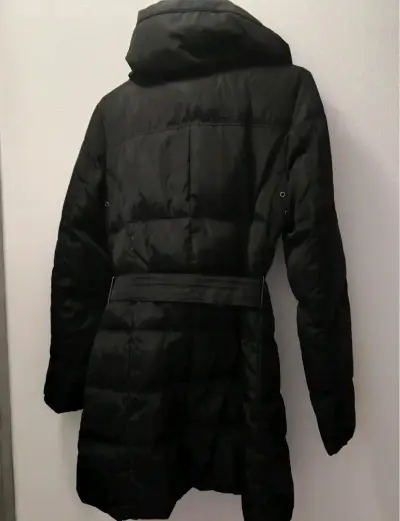 Parka negra acolchada - miniatura 2
