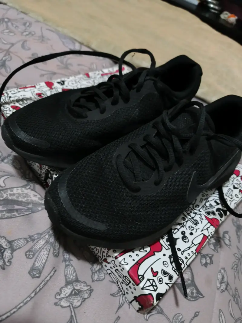 Zapatillas deportivas negras - 2