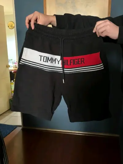 Shorts Tommy Hilfiger negros - miniatura 3
