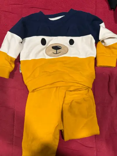 Conjunto infantil oso azul y amarillo - miniatura 1