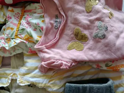 Lote de ropa infantil variada - miniatura 3