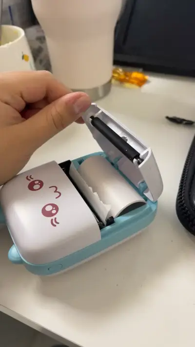 Impresora térmica portátil kawaii - miniatura 2