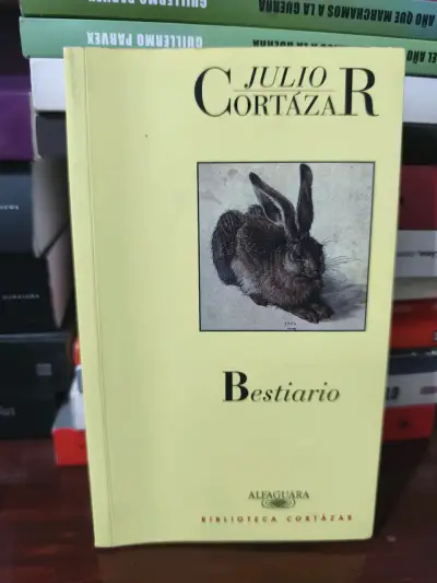 Libro Bestiario de Julio Cortázar - miniatura 1
