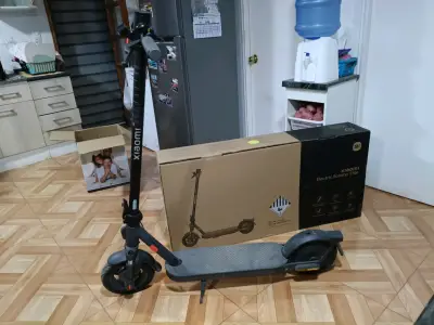 Scooter eléctrico plegable negro - miniatura 3