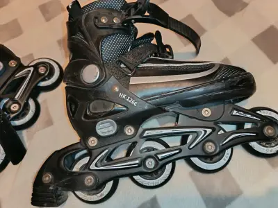 Patines  negros dan del 33-36 - miniatura 1