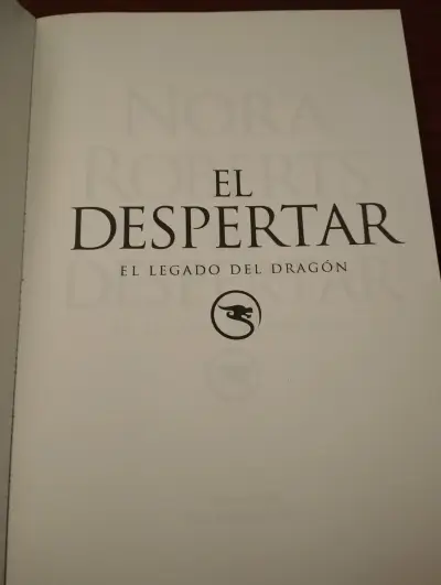 Libro 'El Despertar' de Nora Roberts - miniatura 2