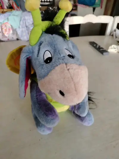 Peluche igor abeja musical - miniatura 1