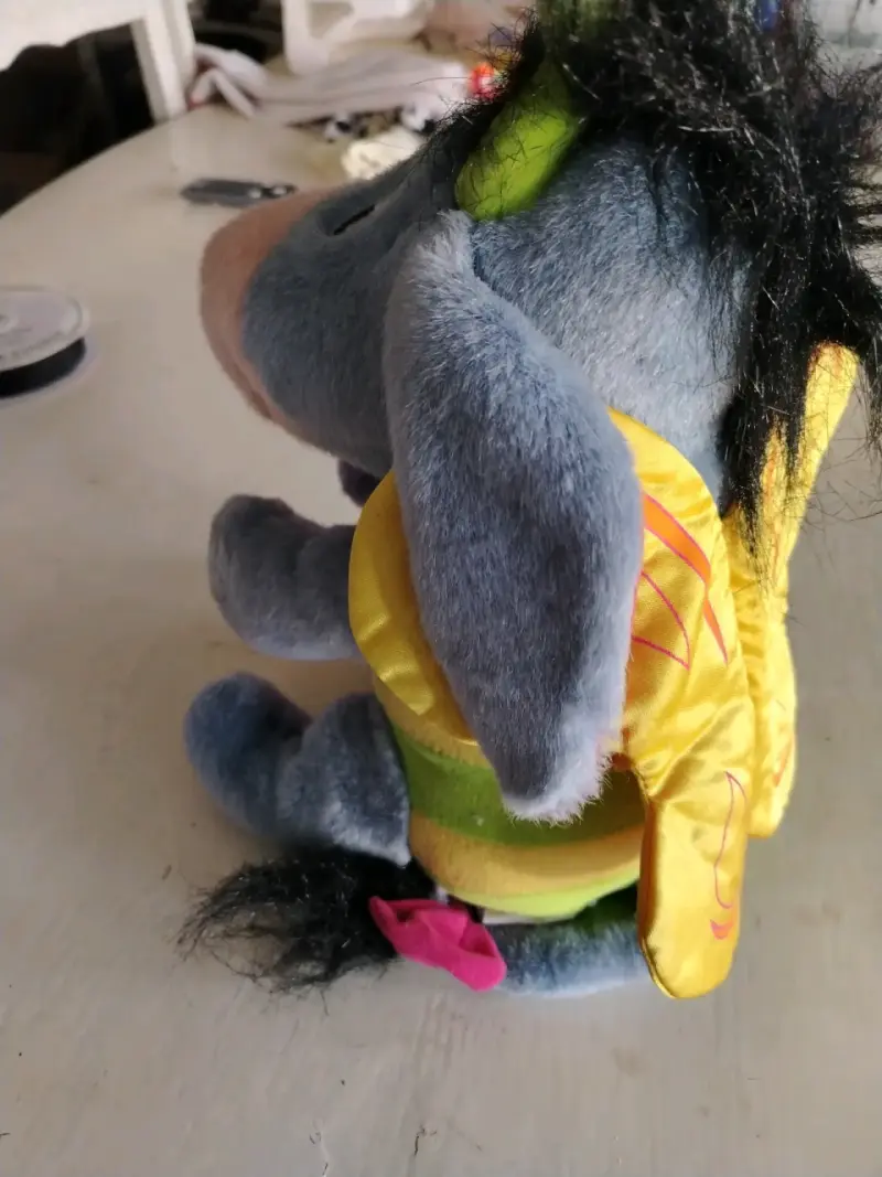 Peluche igor abeja musical - 2